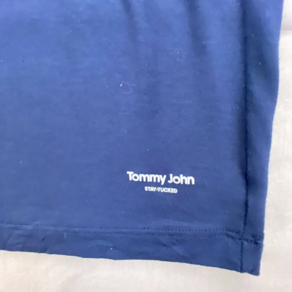 Tommy John Mens M Blue Stay Tucked Micro Modal Short Sleeve Crew Neck Undershirt
